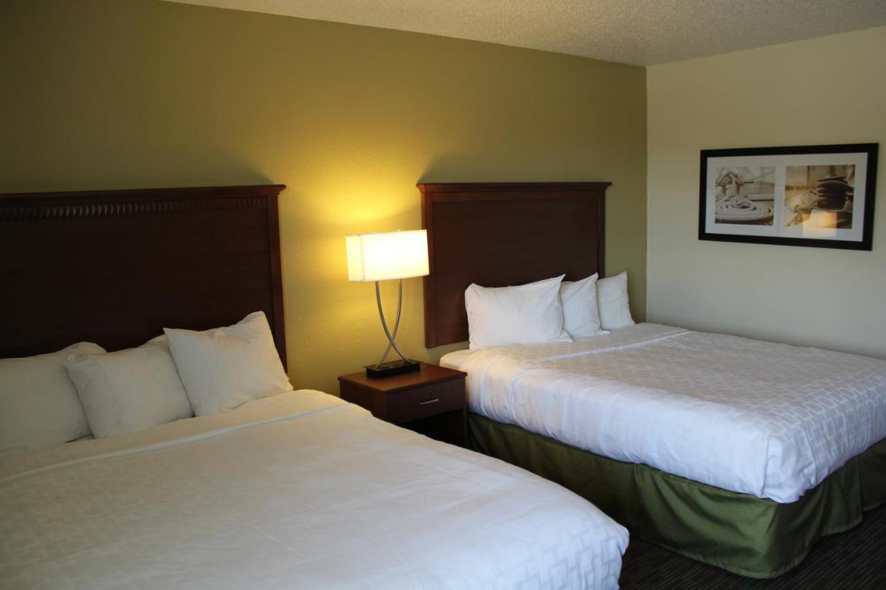 Nichols Inn & Suites Hastings Rum bild